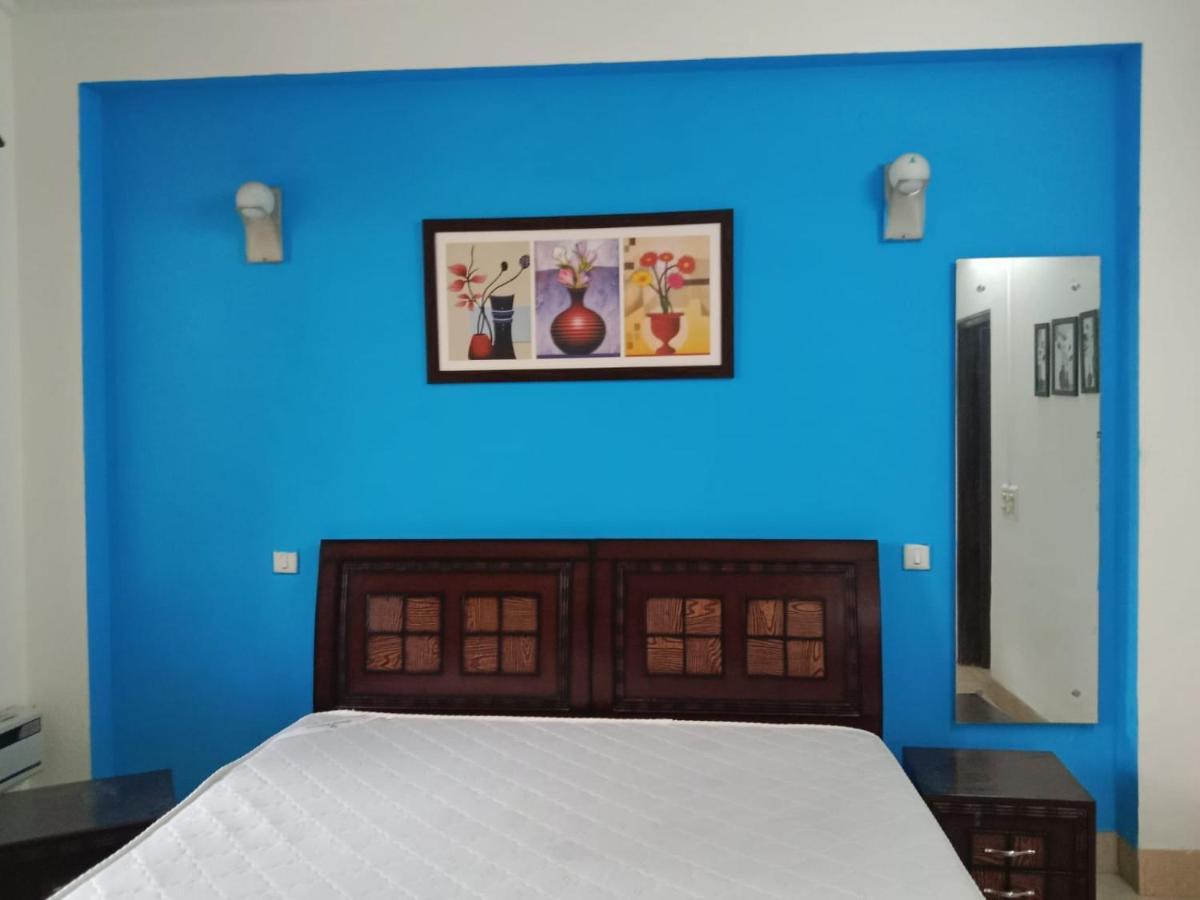 Studio Serviced Apartments Near Fortis Hospital Gurgaon Exterior photo